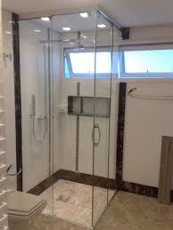 Isolar o chuveiro e impedir que a água molhe o banheiro. Banheiro Com Box Embutido 10 Ideias E Algumas Dicas Eh Decor