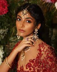 9 dusky bridal makeup looks that are