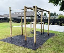 outdoor gym caledonia play