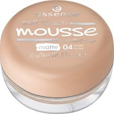 essence soft touch mousse make up matt