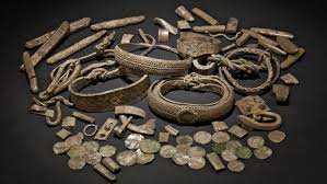 beautiful ancient viking jewelry made