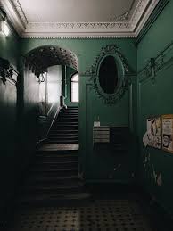 20 Dark Hallway Ideas