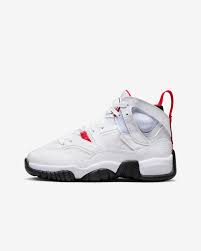 jumpman two trey older kids shoes size 4 5y white