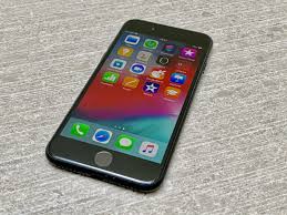 Former bell mts customers who's inactive account is in good standing and has no outstanding balance. Apple Iphone Se 2020 First Review Speedy Performance Outstanding Value