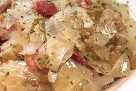 southern cabbage with ham hocks i