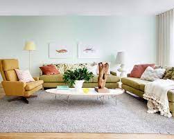 decorate with green in the living room