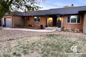 garden city ks homes with pools redfin