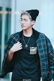 Wu yi fan, known professionally as kris wu, is a chinese canadian actor, rapper, singer, record producer, and model. å´äº¦å‡¡ Wu Yi Fan Kris í¬ë¦¬ìŠ¤ Wu Yi Fan Kris Wu Kris Exo