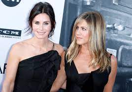You might know courteney from tv shows and movies such as friends as monica geller. Friends Forever Courteney Cox Would Do Anything To Act With Cast