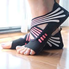 2019 Strap Yoga Shoes Non Slip Professional Fitness Dew Feet Adult Yoga Socks From Qingfengxu 28 24 Dhgate Com