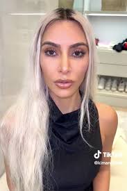 mom kim kardashian s makeup