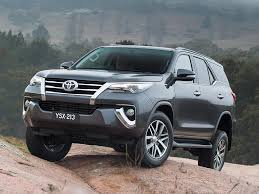 2016 toyota fortuner officially