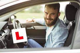 Car insurance for young drivers gambar png