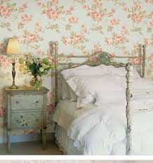 romantic bedroom decorating ideas on a