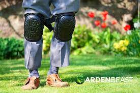 best gardening knee pads reviews 2022