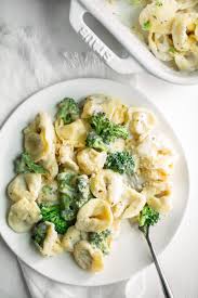creamy broccoli tortellini pasta bake