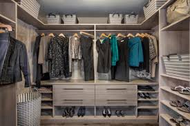 4 Reasons Floor Based Closet Systems