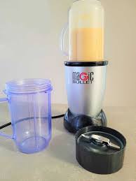 how to use a magic bullet for smoothies