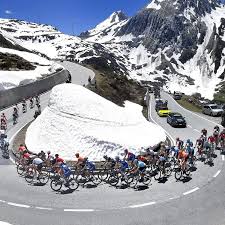 De renners krijgen in de 84e uitgave twee tijdritten en meerdere zware bergetappes voorgeschoteld. Tour De Suisse Abgesagt 84 Auflage Wird 2021 Ausgetragen Radsport News Com