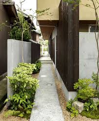 Japan Micro House With Small Zen Garden