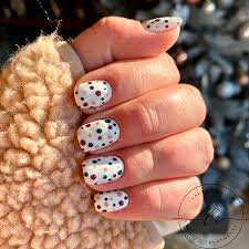 polka dot nail designs for 2023