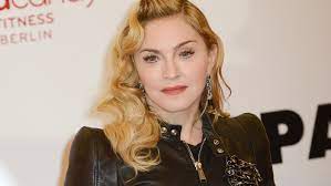 See more of madonna on facebook. Madonna 62 Verbaast Volgers Met Jeugdig Uiterlijk Elegance