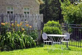 Fence Line Landscaping Ideas From