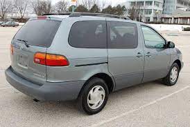 2000 toyota sienna information and