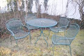 Green Metal Mesh 36 Round Patio Table