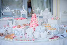 how to design a baby shower candy table