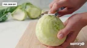 How do you peel green kohlrabi?