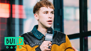 On the fame that's come with 13 reasons why: Tommy Dorfman Discusses Season 2 Of 13 Reasons Why Youtube