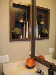 neat idea for a guest bathroom frame