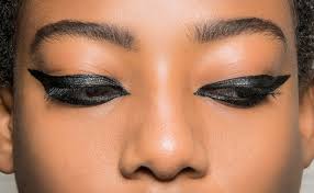 eye makeup tips to emphasize your