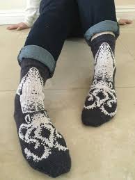 Knit A Spectacular Pair Of Squid Socks Chart And Pattern