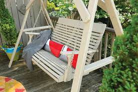 spray paint a wood porch swing