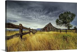 The Old Barn Wall Art Canvas Prints