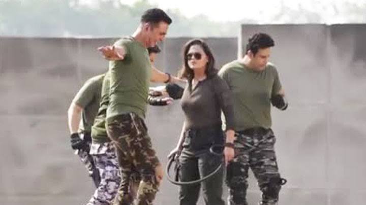 Scene 4