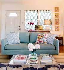 blue couch idee deco salon idée