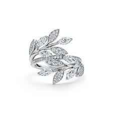diamond vine byp ring in platinum
