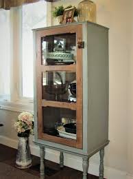Antique Style Cabinet Door Laker