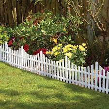 garden fence ideas picket fence