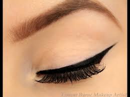 how to perfect winged eyeliner new