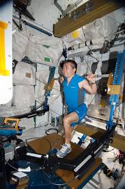 how does exercise work in zero g