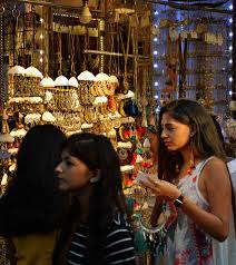 fashion street ping places in mumbai