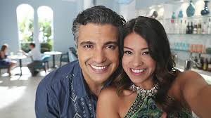 Camil started his career in 1993 as a radio commentator on radioactivo 98.5. Gina Rodriguez Just Proved Her Irl Relationship With Jaime Camil Is Even Better Than Their Fictional One Hellogiggles