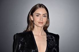 lily collins new haircut verging on