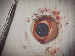 painting my eyeball prosthetic eye sfx