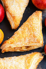 easy apple turnover with puff pastry