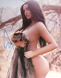 Abigail Ratchford Authentic Signed 8x10 Photo W/ Lighthouse - Etsy Denmark